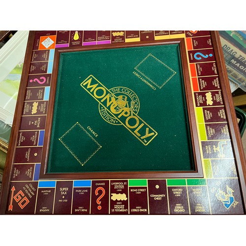 828 - Franklin Mint large Monopoly chest 'The Collectors Edition' with pull out drawer and real estate por... 