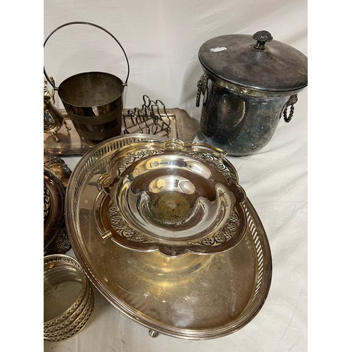 689 - A large quantity of silver plated items to include entrée dishes, ice bucket, trays, wine coasters e... 