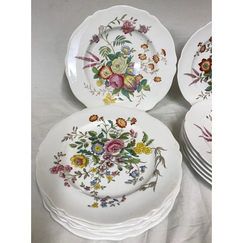 175 - A collection of Copelands Spode china plates to include 6x dinner plates 27d, 6x side plates 24d and... 