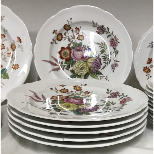 175 - A collection of Copelands Spode china plates to include 6x dinner plates 27d, 6x side plates 24d and... 