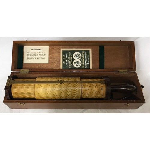 1003 - A vintage 1940s Stanley Fuller Cylindrical calculator.