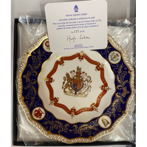 164 - Five Royal Crown Derby Limited Edition commemorative plates to include: Golden Jubilee Gadroon 177/7... 