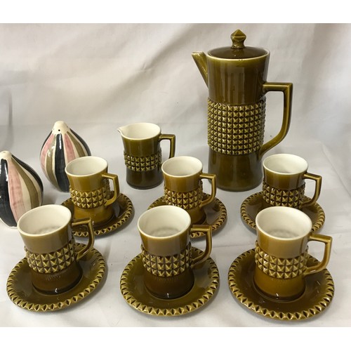 174 - Cmielow 1960 Wincenty Potacki Goplana part coffee set, along with a Portuguese Secia part coffee set... 