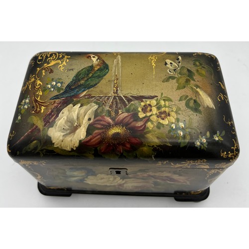 1041 - A fine quality 19thC papier-mâché tea caddy with painted and gilt decoration. 16 x 9 x 13 cm h.
Ivor... 