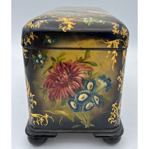 1041 - A fine quality 19thC papier-mâché tea caddy with painted and gilt decoration. 16 x 9 x 13 cm h.
Ivor... 