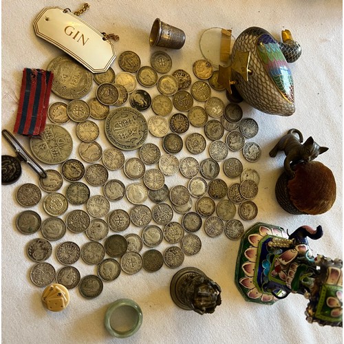 1069 - Miscellany to include Charles Horner silver thimble, miniature Waterloo medal, cat pincushion, 1920 ... 