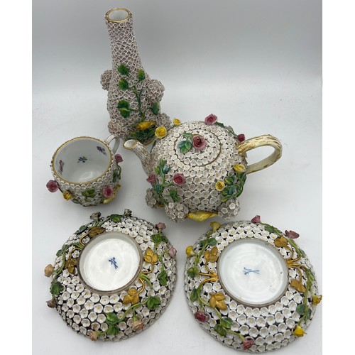 193 - Meissen Schneeballen porcelain to include teapot, tea cup, two saucers and vase. Vase 19cm h. Teapot... 