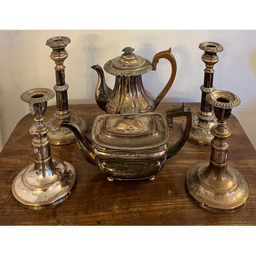 687 - Silver plated items to include Mortons patent candlesticks 21cm h, extending candlesticks, teapot an... 