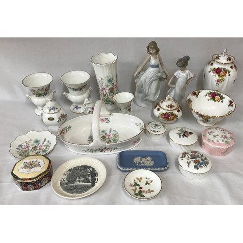 104 - Collection of ceramics (some in retail boxes) to include Aynsley Wild Tudor, Nao 