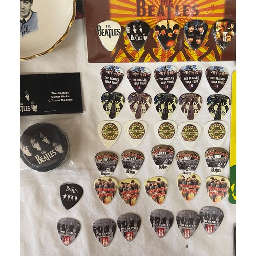 979 - Beatles Interest. Memorabilia to include Beatles original 1960's ceramics, two plates and three dish... 