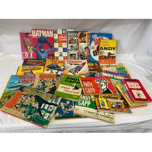 800 - Vintage books and magazines, mainly Annuals, to include Batman, The Avengers, Outer Limits, Cliff Ri... 