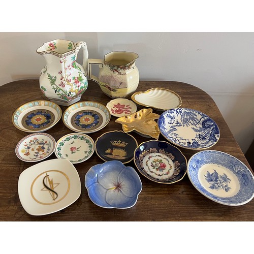 140 - Ceramics to include Royal Worcester, Limoges, Royal Winton, Wedgwood, Royal Doulton Royal Crown Derb... 