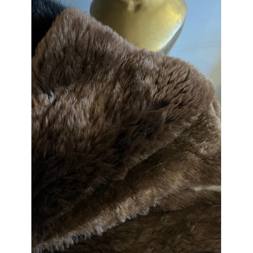 872 - Vintage furs to include fox and mink hats, astrakhan and other fur pieces. (Does not include heads)