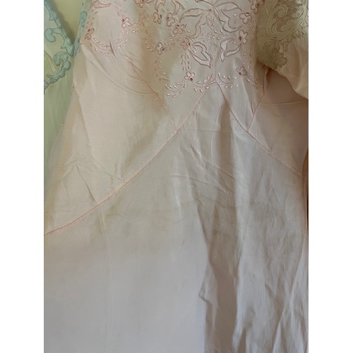 876 - Good quality vintage mainly silk nightdresses and undergarments to include, 4 nightdresses, one made... 