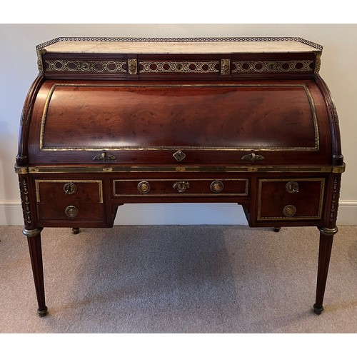 71 - Fine quality French cylinder bureau in plum pudding mahogany with brass mounts, finished to reverse.... 