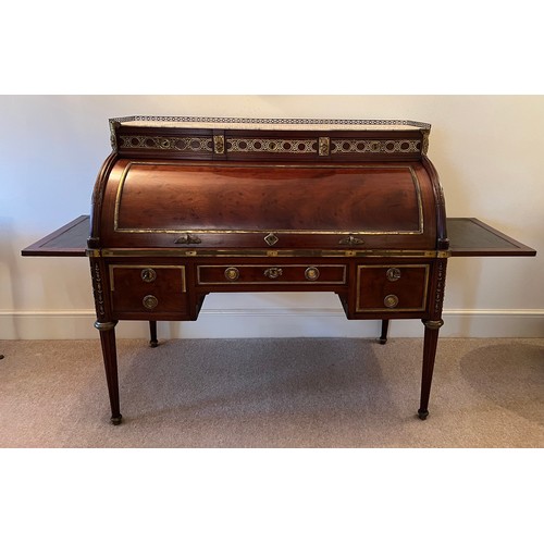 71 - Fine quality French cylinder bureau in plum pudding mahogany with brass mounts, finished to reverse.... 