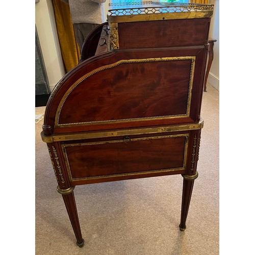 71 - Fine quality French cylinder bureau in plum pudding mahogany with brass mounts, finished to reverse.... 