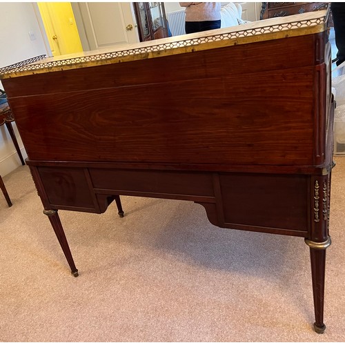 71 - Fine quality French cylinder bureau in plum pudding mahogany with brass mounts, finished to reverse.... 