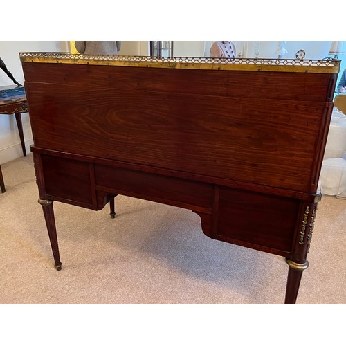 71 - Fine quality French cylinder bureau in plum pudding mahogany with brass mounts, finished to reverse.... 