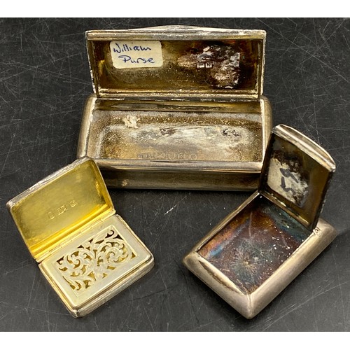 763 - Collection of silver items to include : ribbed silver wood lined box 9cm x 8.5cm x 4.5cm, R. E. Ston... 