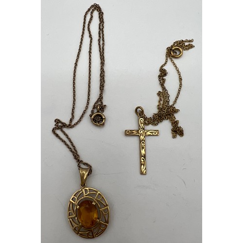 476 - A 9 carat gold pendant on chain together with a 9 carat gold crucifix on a broken chain. Total weigh... 