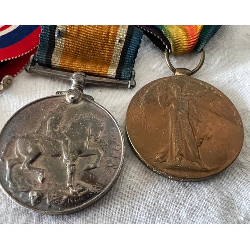 945A - Cap badges and medals for Slee to include Victory medal, 1939-45 star, 1914–15 Star etc, West Yorksh... 