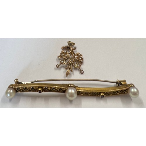 410A - A 9ct gold cultured pearl and ruby set bar brooch together with a 9ct gold and seed pearl pendant. T... 