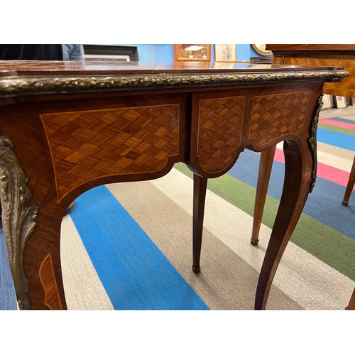 77 - A 19thC French metamorphic writing/card table in mahogany with parquetry top. 74cm w x 48cm d x 77cm... 