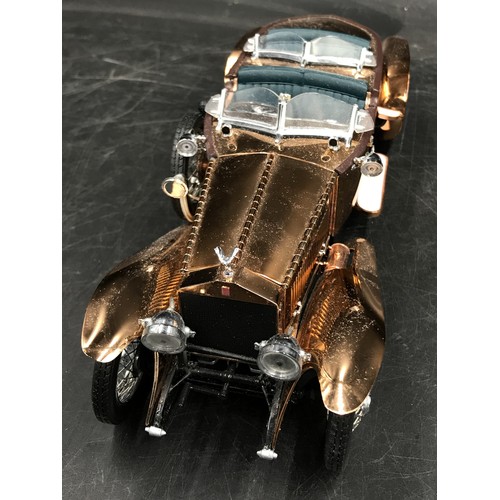 895 - Three Franklin Mint Precision Models to include: 1938 Alvis 4.3 litre (1989), 1929 Bentley and 1921 ... 