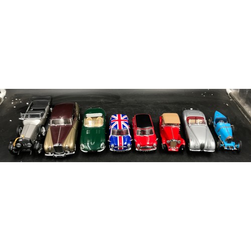 896 - Eight Franklin Mint Precision Models comprising: 1955 Bentley S, 1925 Rolls-Royce Silver Ghost (1991... 