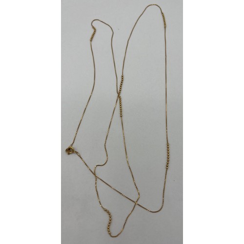 398 - A long fine gold necklace. Weight 3gm. Length 86cm.