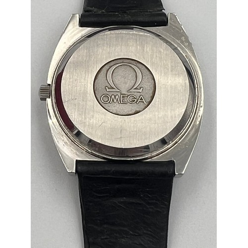 504 - Omega, a gentleman's stainless steel quartz wrist watch with black leather strap in case.

Good cond... 