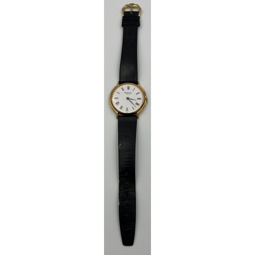 517 - A 1980's Raymond Weil Roman Numeral Geneve gentleman's wristwatch.

Winds and goes. Purchase receipt... 