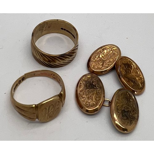 420 - Nine carat gold to include a decorative wedding band, size T, pair of foliate engraved cuff links an... 