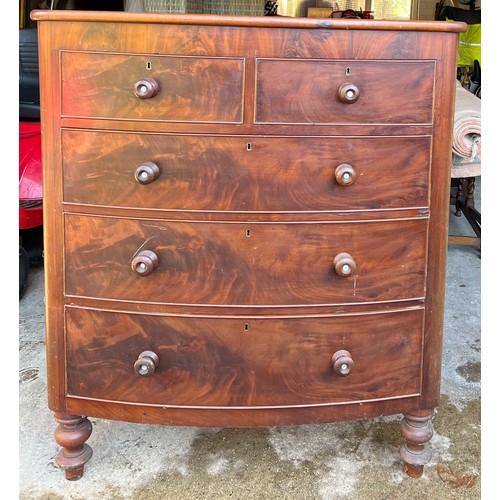 38 - Victorian mahogany bow front chest of drawers, two short over three long drawers, wooden knobs with ... 