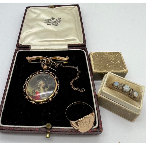 436 - Jewellery to include a 9 carat gold signet ring, 9 carat opal set ring in original presentation box ... 