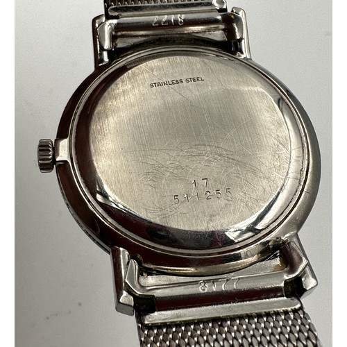 574 - A vintage gentleman's Longines wristwatch, stainless steel case on Longines stainless steel strap. S... 