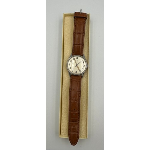 580 - A 1950's Tudor gentleman's wristwatch, case 34mm with grey military style dial on stainless steel ca... 