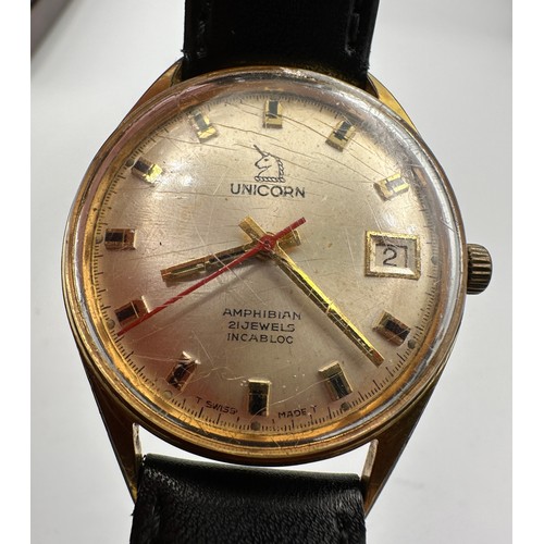 598 - A gentleman's vintage Unicorn wristwatch with date aperture. Amphibian 21 Jewels Incabloo. Case: 34m... 