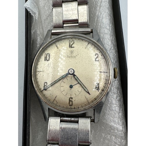 613 - A 1940's Rolex Tudor gentleman's stainless steel wristwatch, subsidiary seconds with stainless steel... 