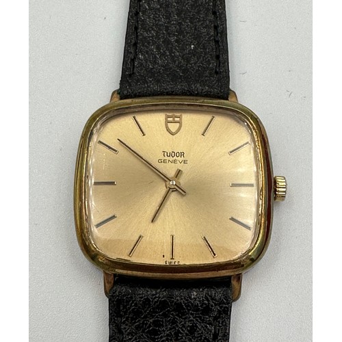 614 - A Tudor gentleman's square shaped wristwatch with gold plate and stainless steel back. 30mm case. In... 