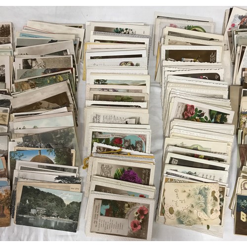 1286 - A collection of picture postcards, approx 580, to include greetings cards, birthday, Christmas, etc ... 