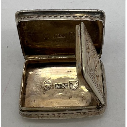 809 - Silver vinaigrette Birmingham 1842, maker Nathaniel Mills. Vacant cartouche and engraved to both sid... 