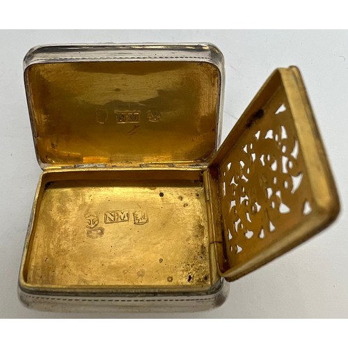 816 - Silver vinaigrette Birmingham 1834, maker Nathaniel Mills 3cm x 2cm with pierced silver gilt grill. ... 