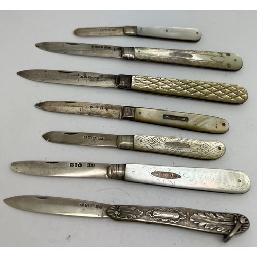 833 - Seven various silver bladed fruit knives with mainly mother of pearl handles. Various dates and make... 