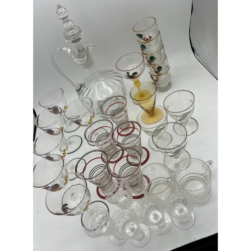 372 - Various early to mid 20thC glassware to include decanter, cocktail glasses etc.