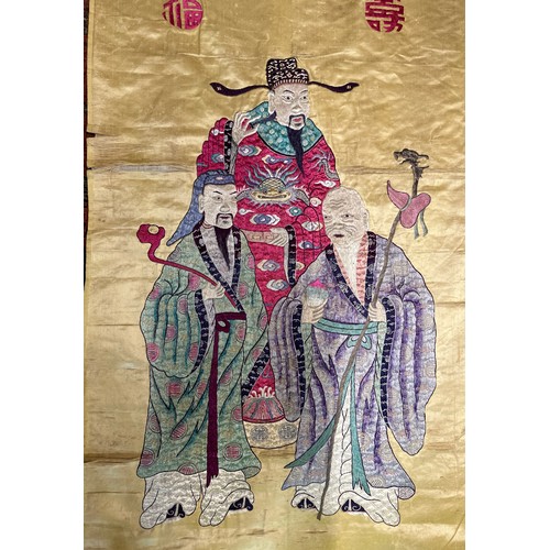 877 - Chinese embroideries to include good quality silk embroidery of group of three gentlemen 128 x 58cm,... 