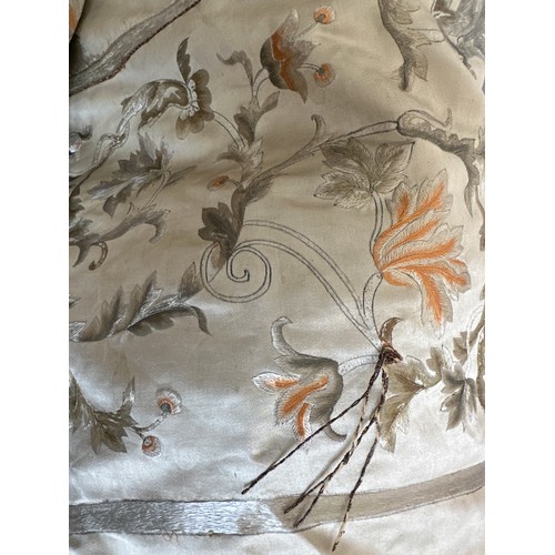 1064 - A large good quality Chinese silk embroidered panel with orange silk lining. Approx. 218 x 308cm.