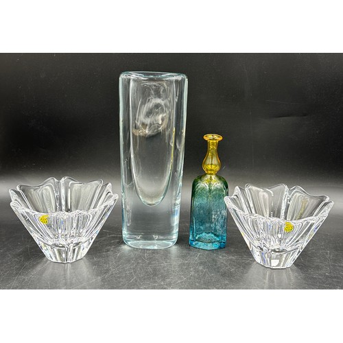 374 - A collection of Swedish glass to include a Kosta Boda Antikva bottle 47834 designed by Bertil Vallie... 