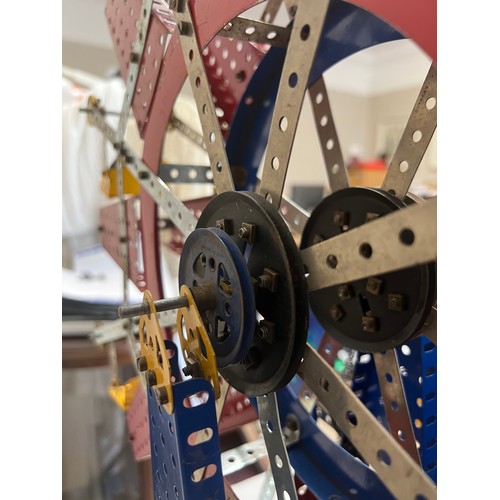 927 - A Meccano window display model of a steam engine Ferris wheel approx. dimensions 71cm h x 54cm w x  ... 